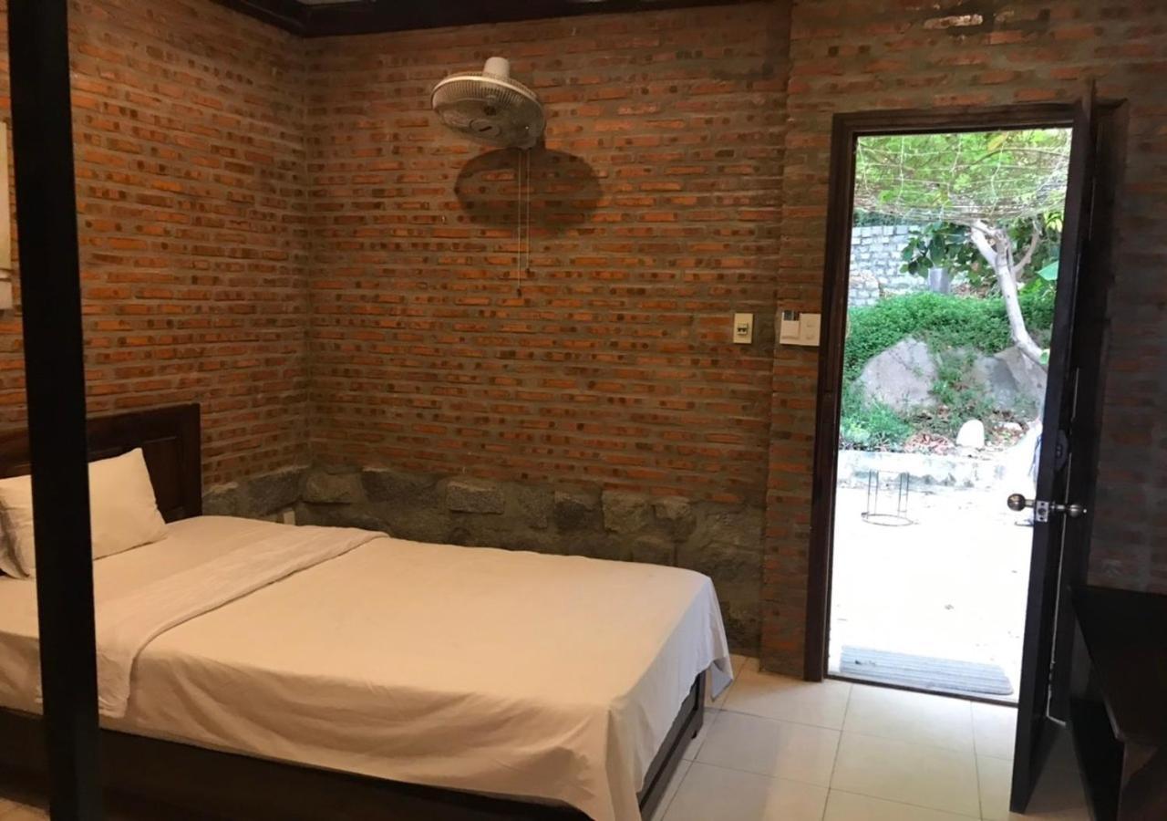 Wild Beach Boutique Resort Ninh Phuoc Exteriör bild