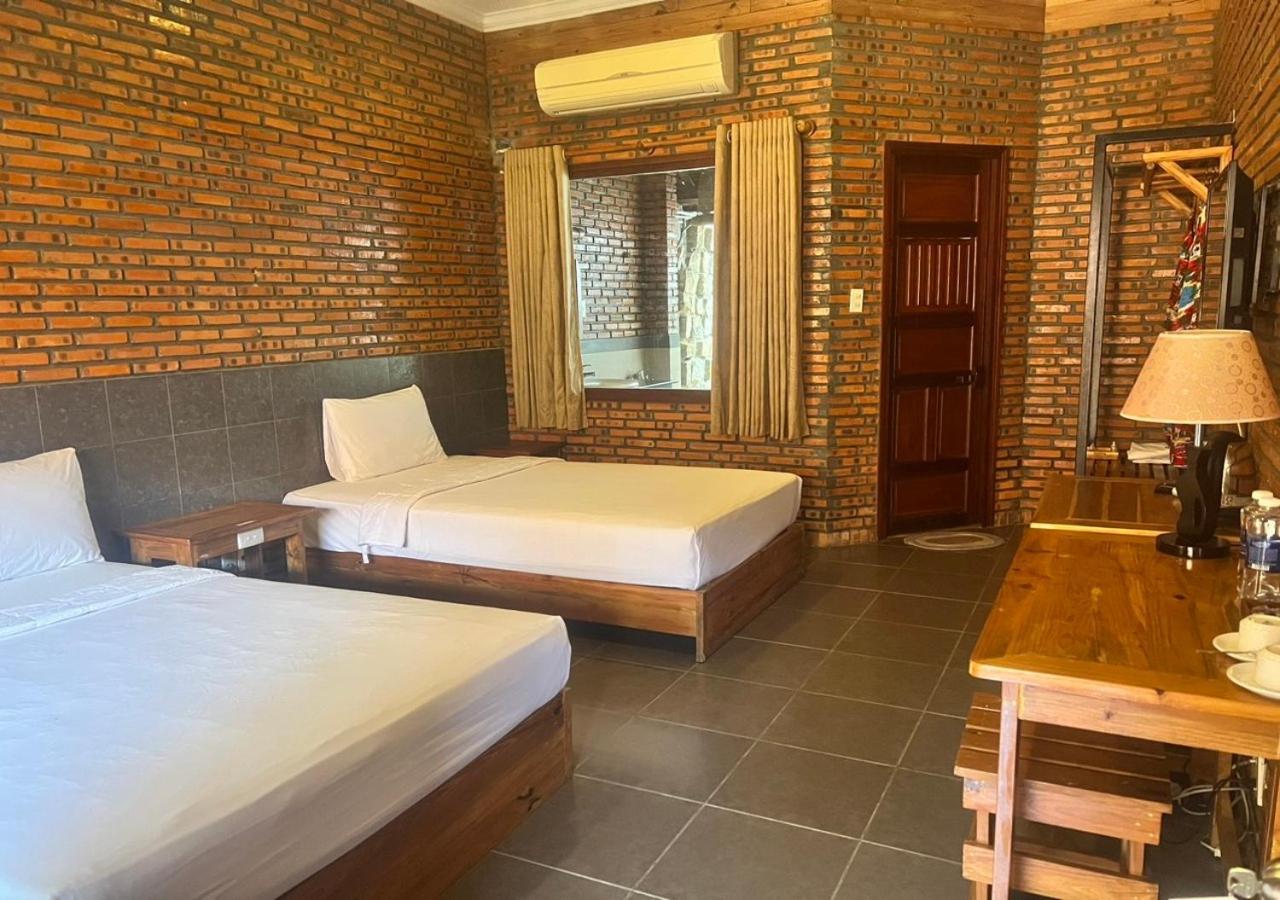 Wild Beach Boutique Resort Ninh Phuoc Exteriör bild