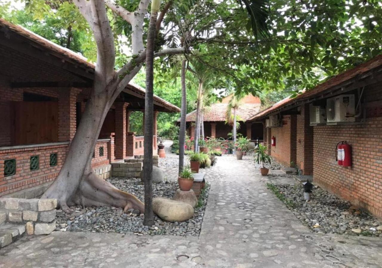 Wild Beach Boutique Resort Ninh Phuoc Exteriör bild