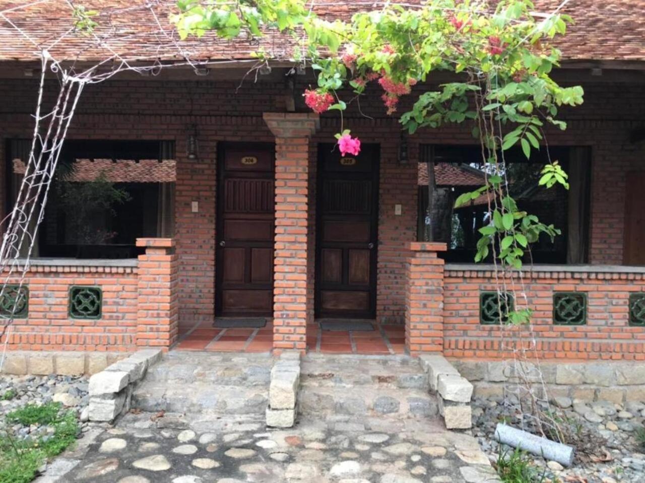 Wild Beach Boutique Resort Ninh Phuoc Exteriör bild