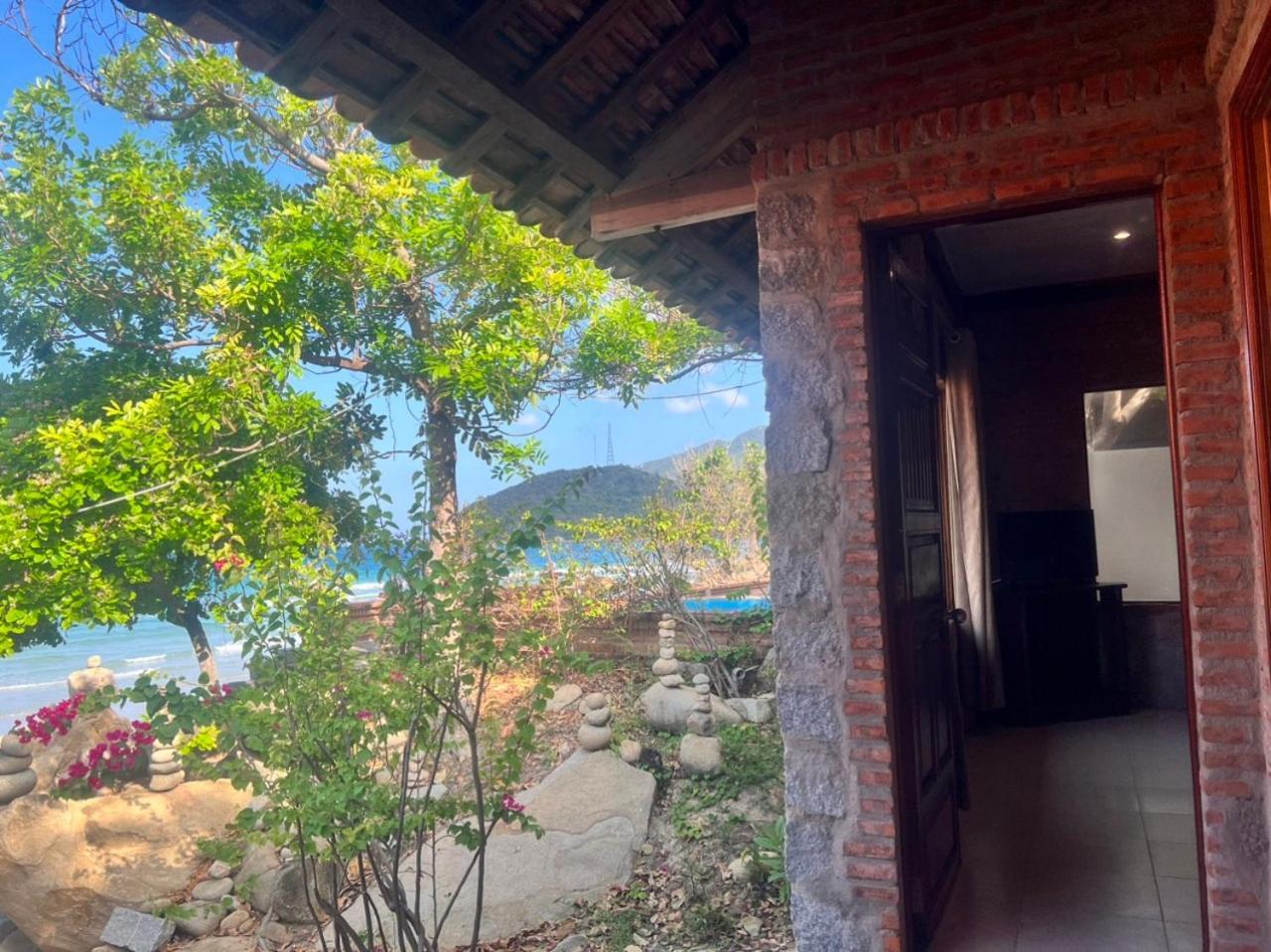 Wild Beach Boutique Resort Ninh Phuoc Exteriör bild