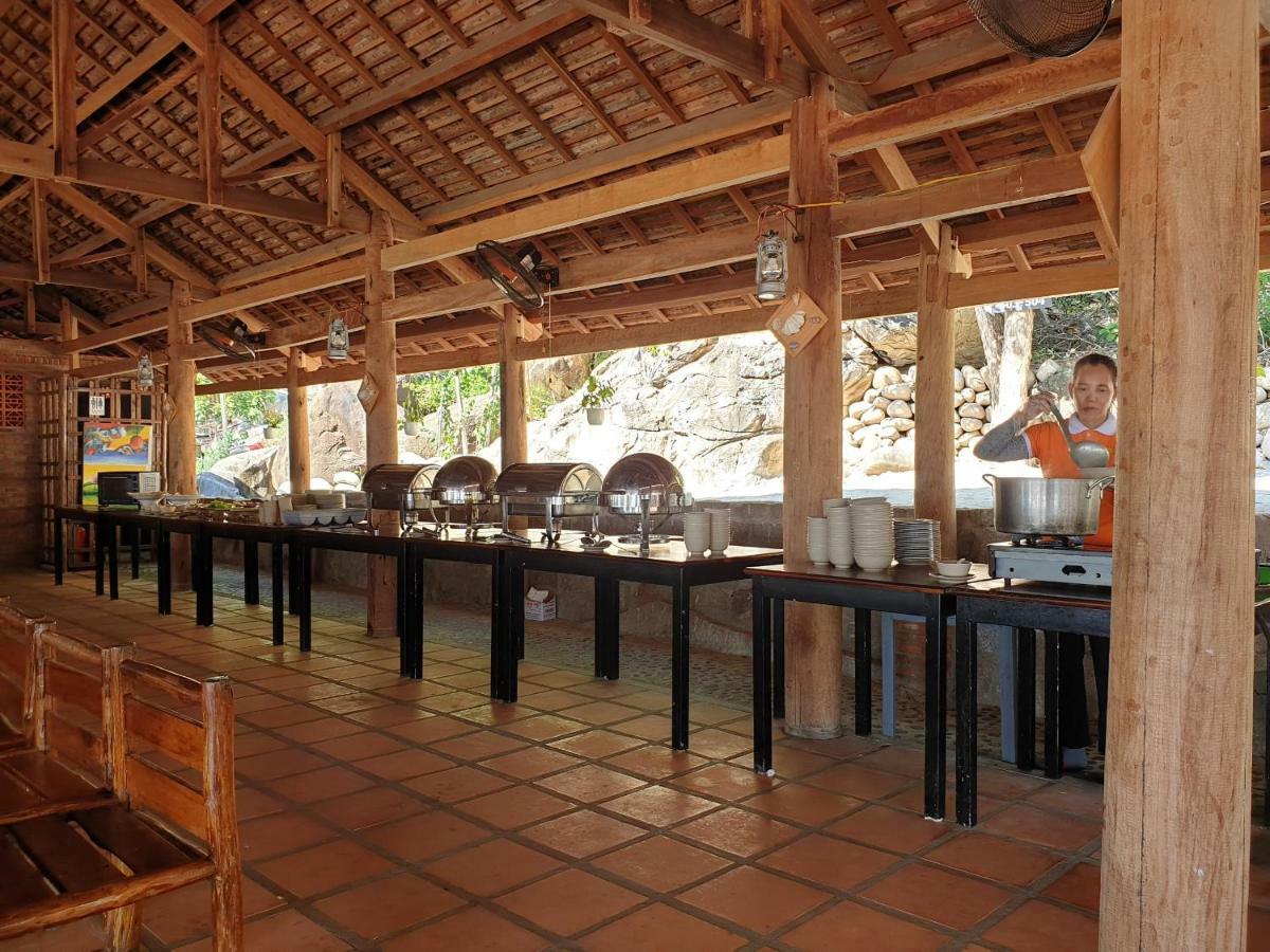 Wild Beach Boutique Resort Ninh Phuoc Exteriör bild