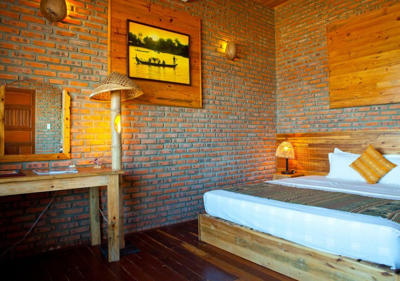 Wild Beach Boutique Resort Ninh Phuoc Exteriör bild