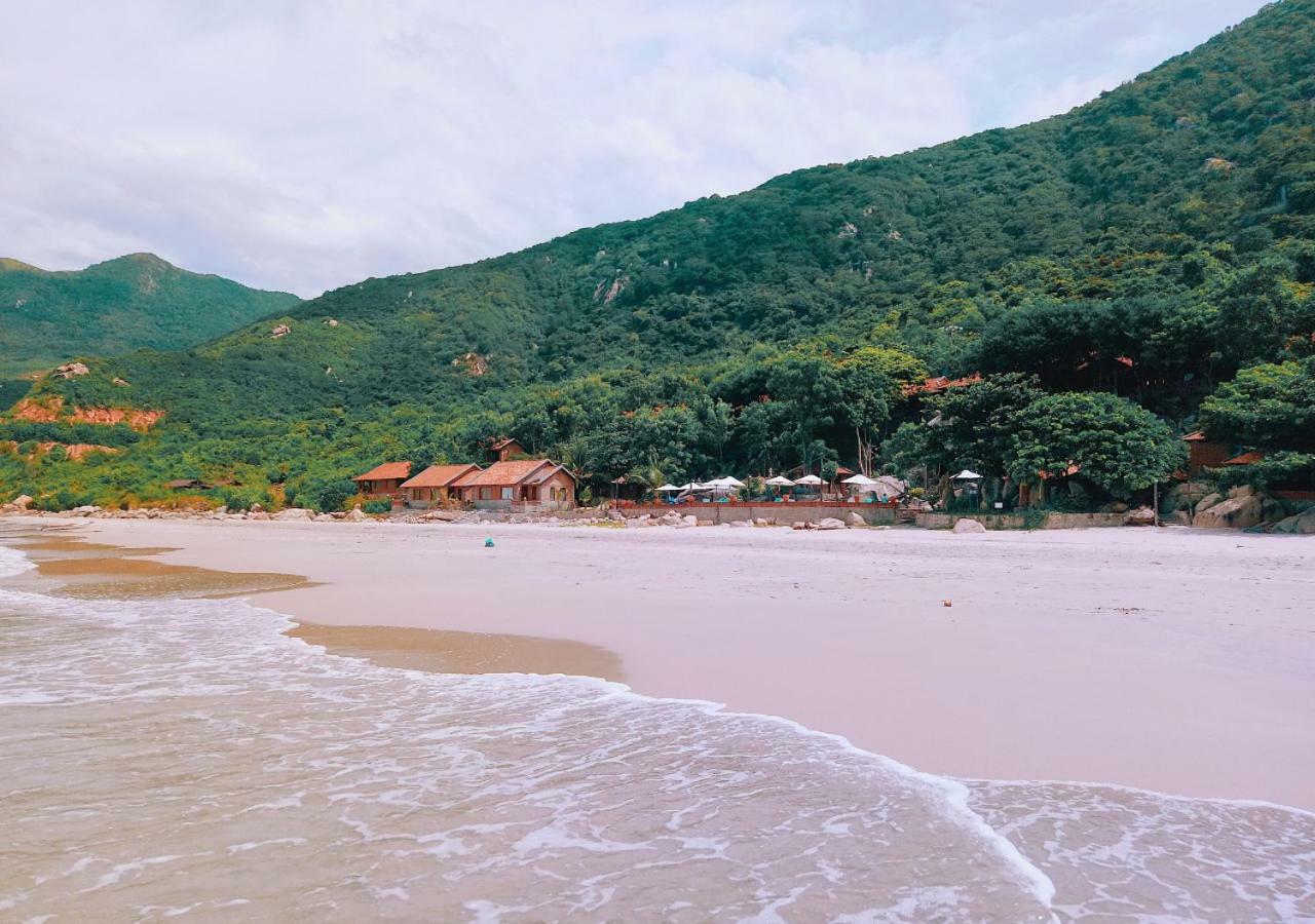 Wild Beach Boutique Resort Ninh Phuoc Exteriör bild